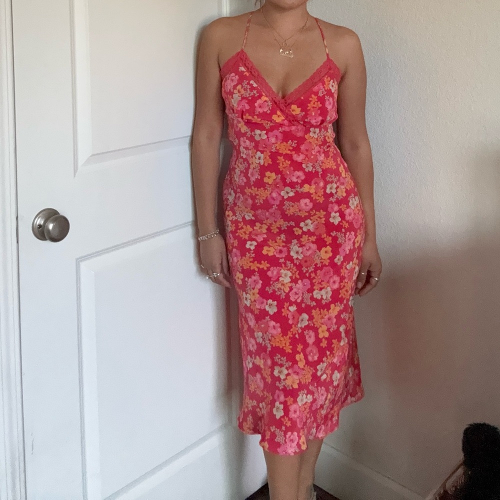 Express Vibrant Floral Midi Dress